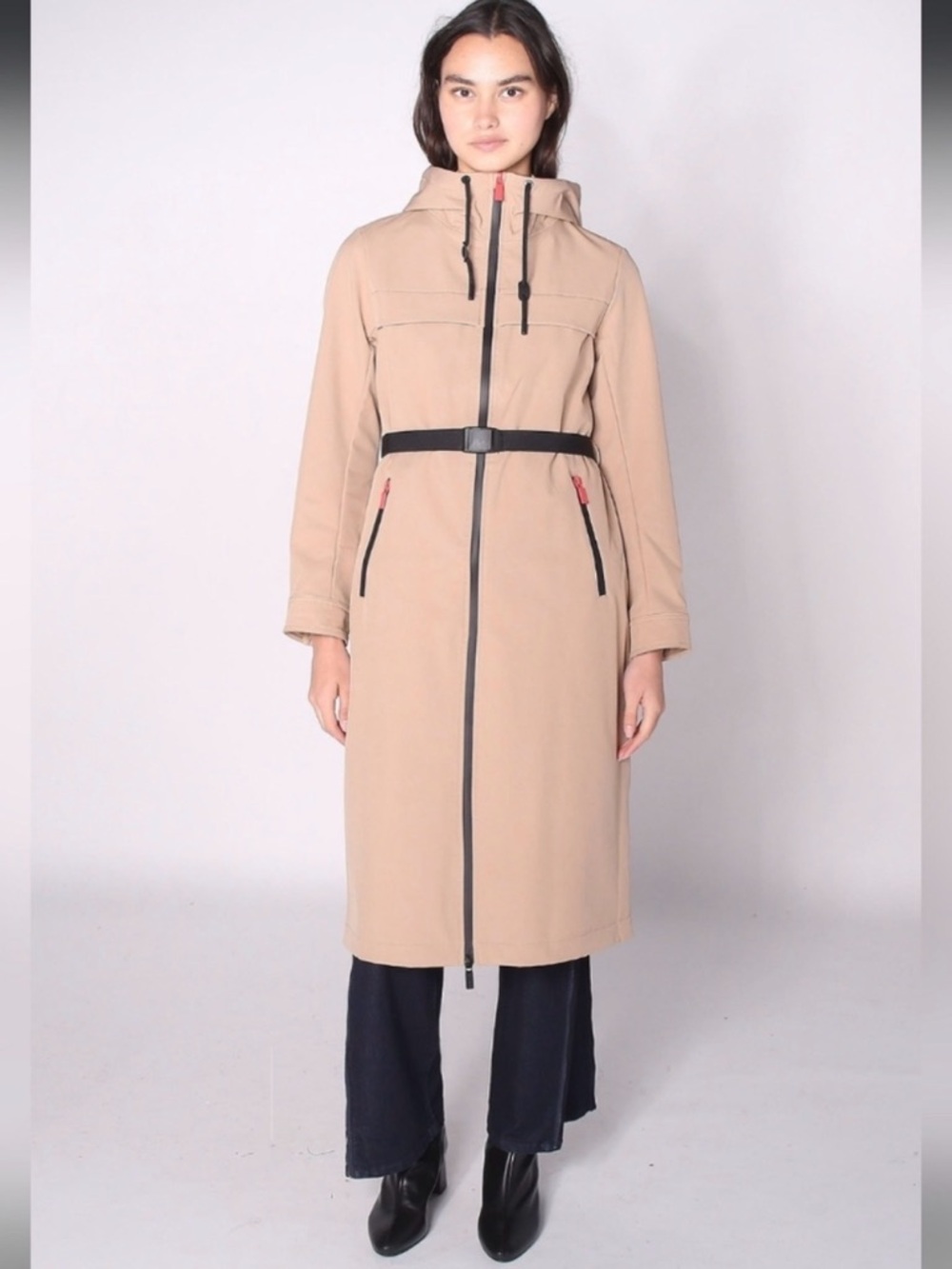 HUNTER Crown 2.0 Water Repellent Hooded Softshell Coat in British Tan NWT